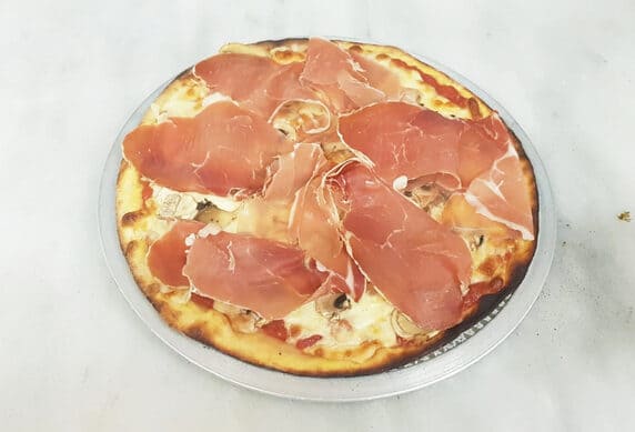 Pizza Jamón Serrano Punta Cana Pizza | PuntaCanaPizza.com